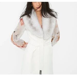 WHITE HOUSE BLACK MARKET Fur Collar Wrap Vest Coat Snow White Gray and Belt L/XL